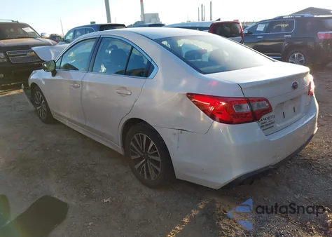 2018 Subaru Legacy 2.5I из США, поврежденный, VIN 4S3BNAB65J3026918